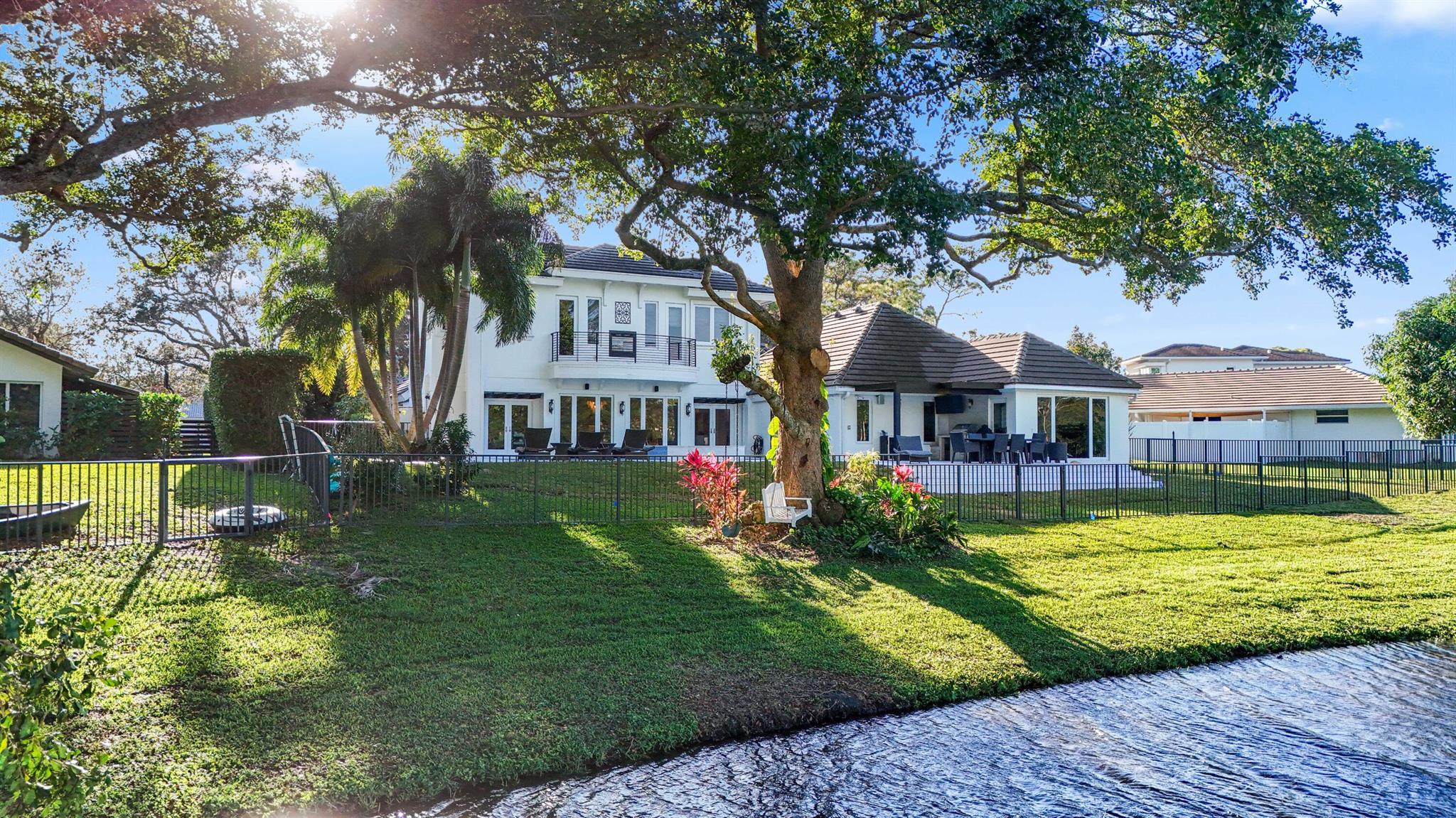 2149 NW 19th Way