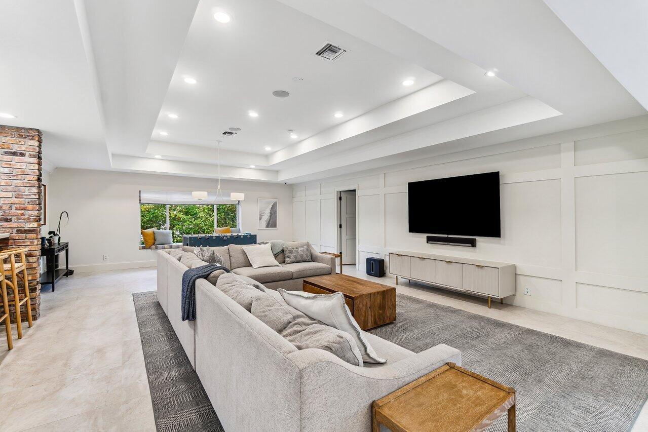 2149 NW 19th Way
