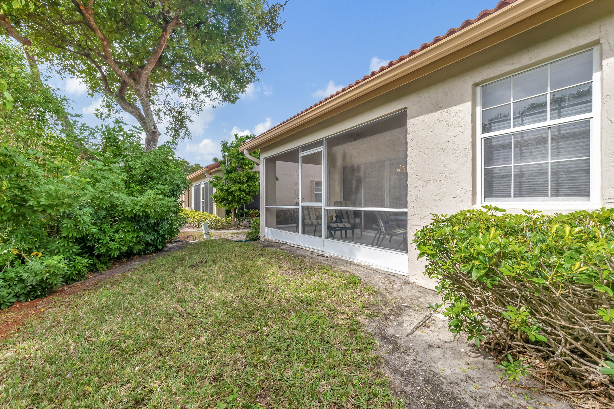 14418 Via Royale Unit: 1