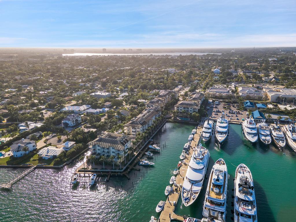 3930 N Flagler Drive 201, West Palm Beach Unit: 201