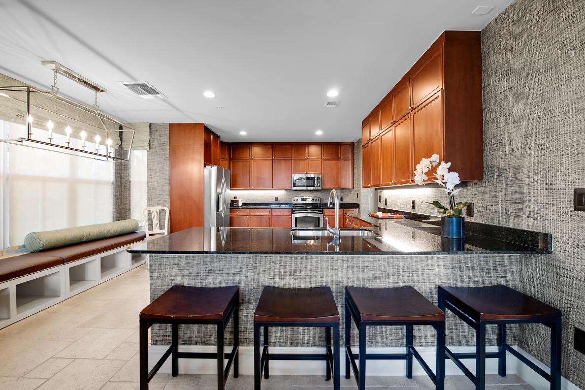 3930 N Flagler Drive 201, West Palm Beach Unit: 201