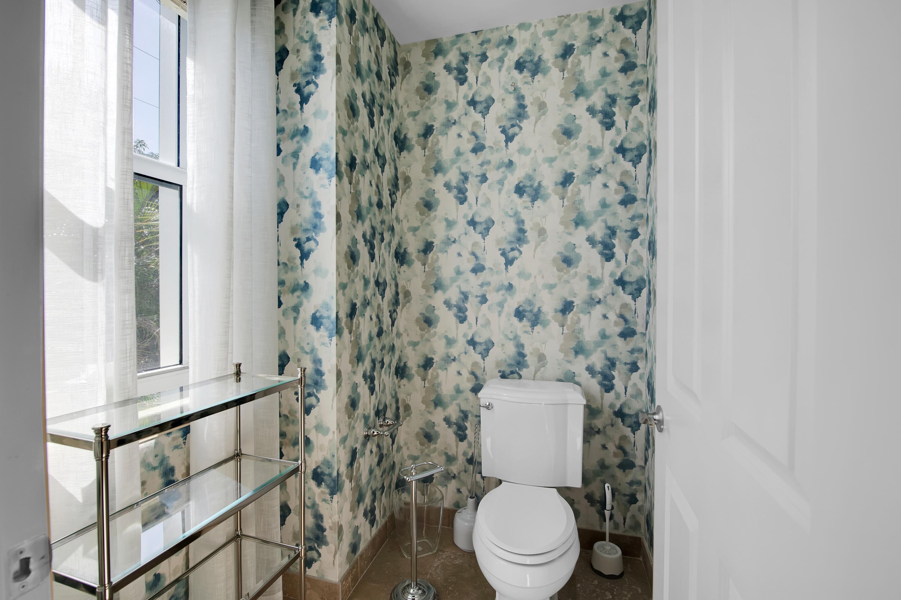 3930 N Flagler Drive 201, West Palm Beach Unit: 201