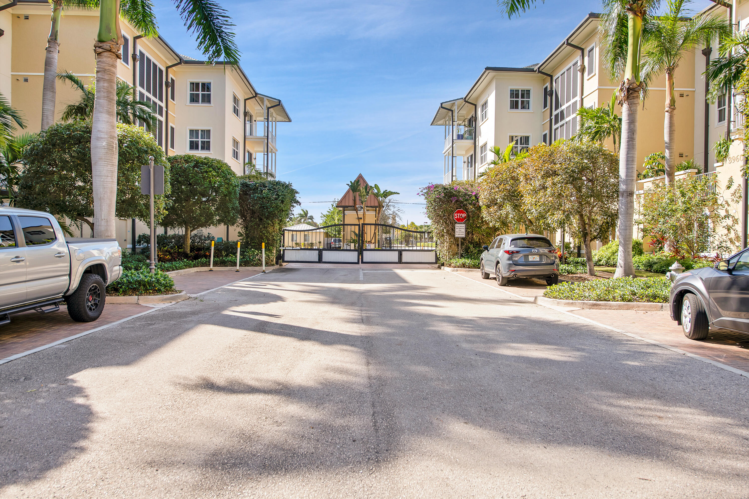 3930 N Flagler Drive 201, West Palm Beach Unit: 201