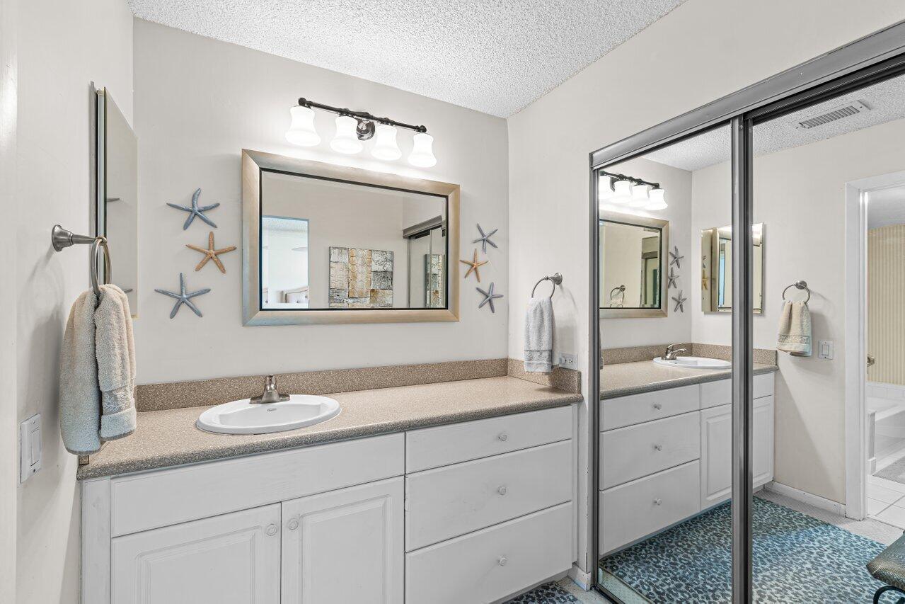 26 Southport Lane Unit: C
