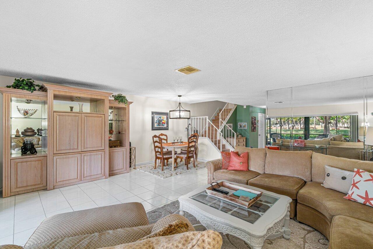 26 Southport Lane Unit: C