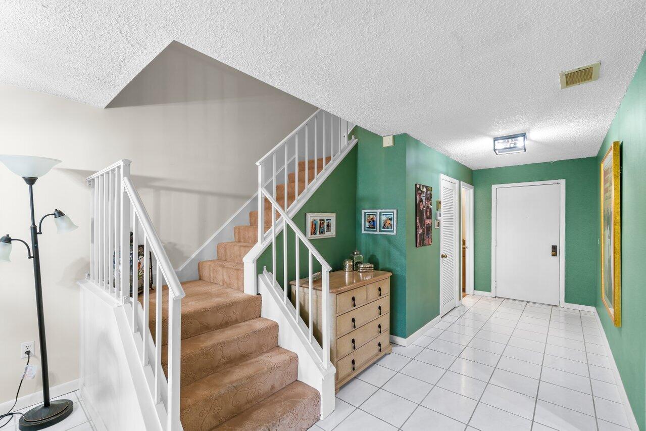 26 Southport Lane Unit: C
