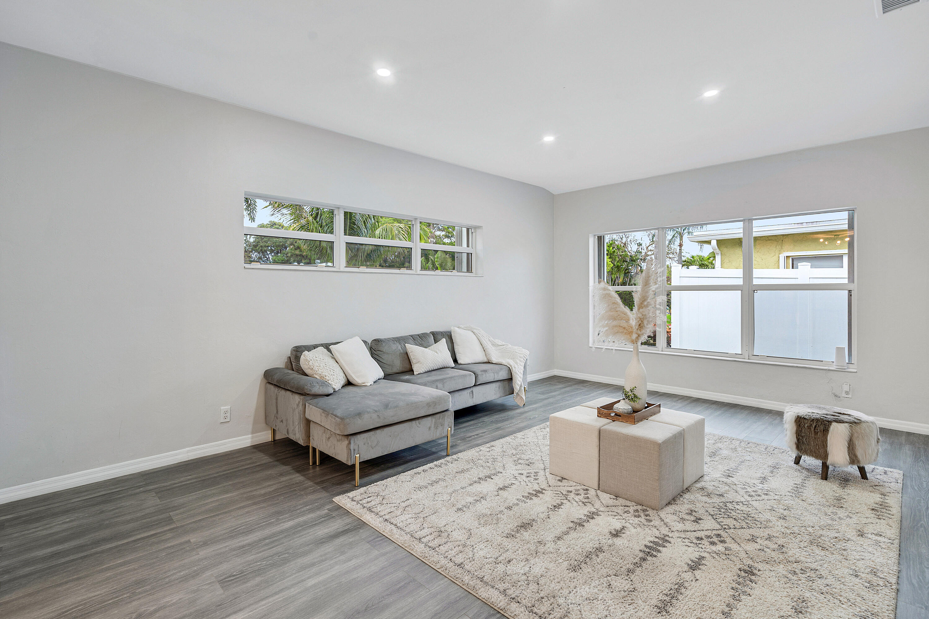 124 SW 8th Court, Delray Beach