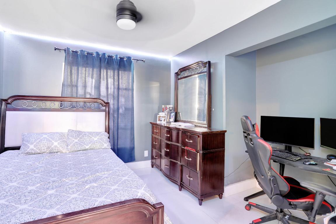 4395 NW 52nd Street, Coconut Creek