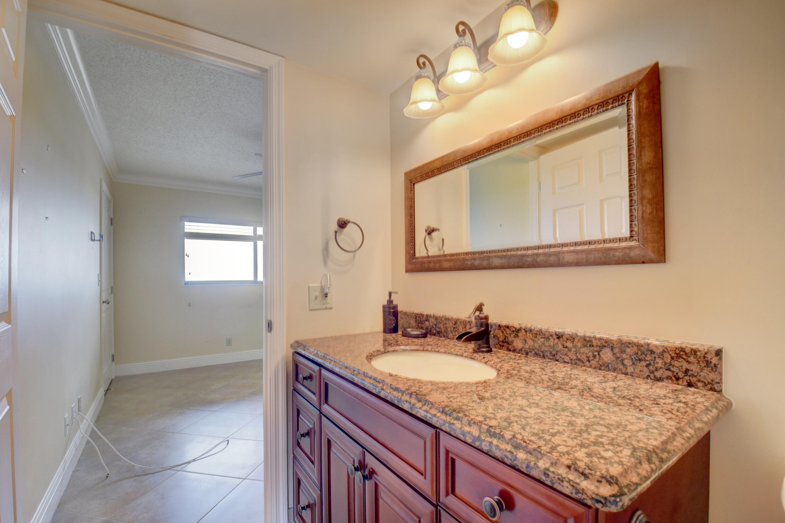 7290 Kinghurst Drive 802, Delray Beach Unit: 802