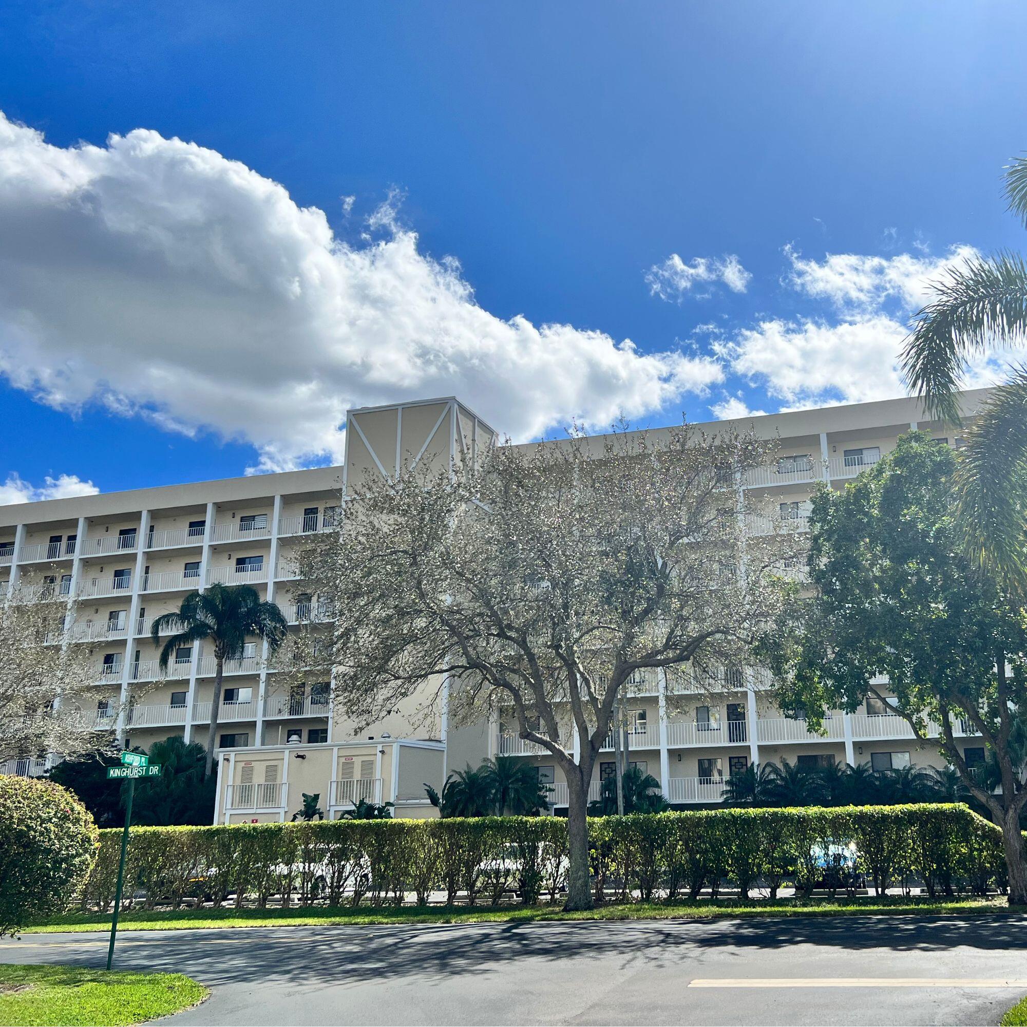 7290 Kinghurst Drive 802, Delray Beach Unit: 802