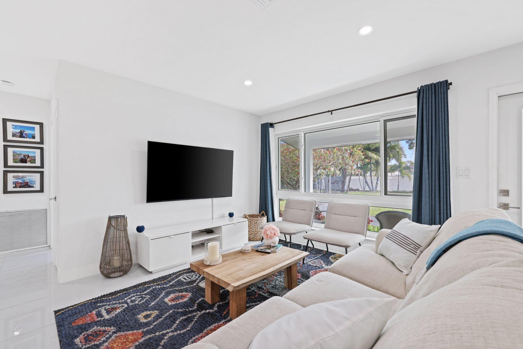 2099 NE 54th Court