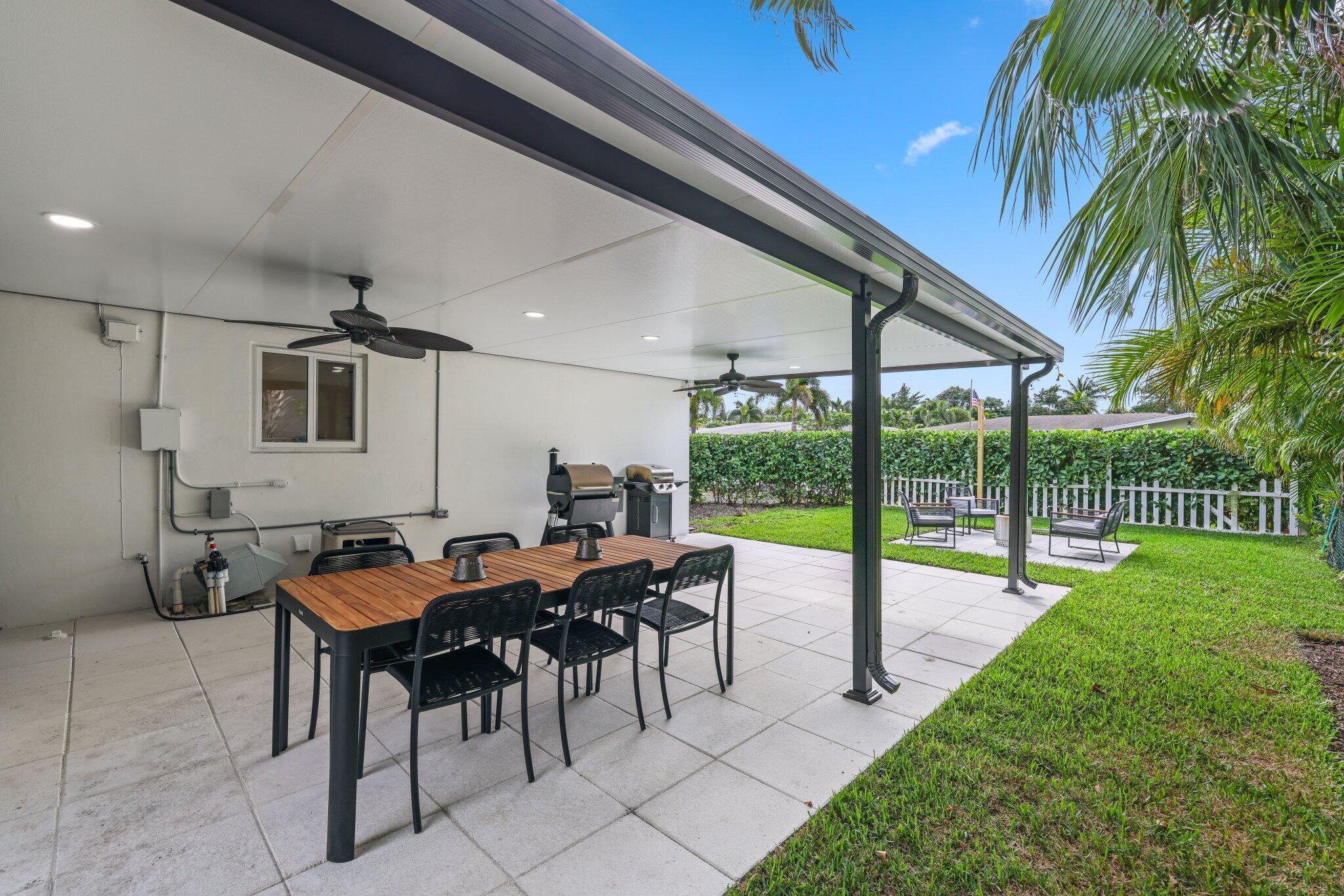 2099 NE 54th Court