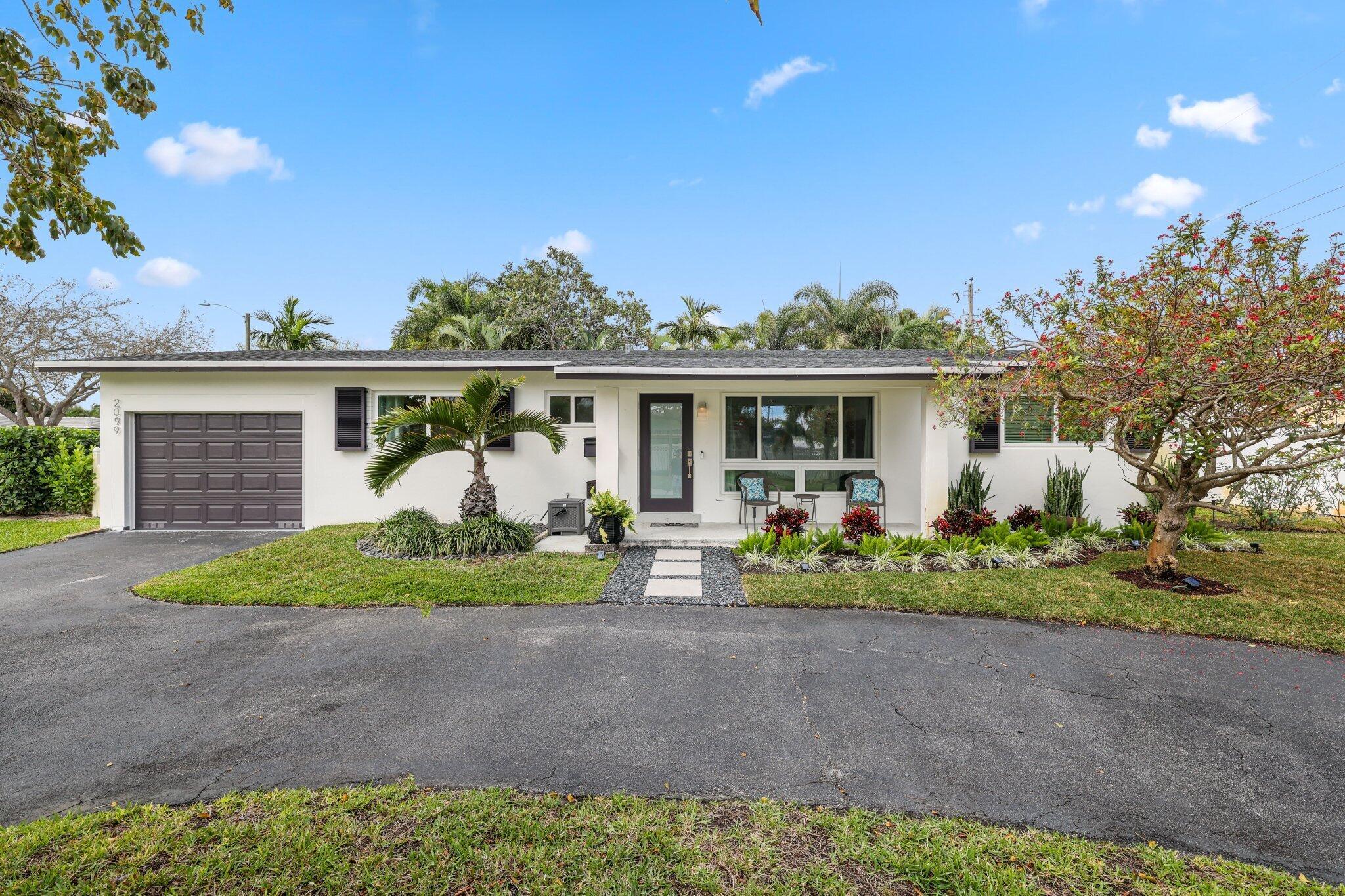 2099 NE 54th Court