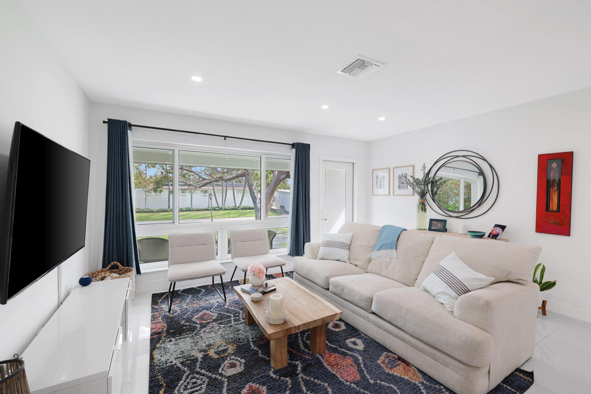 2099 NE 54th Court