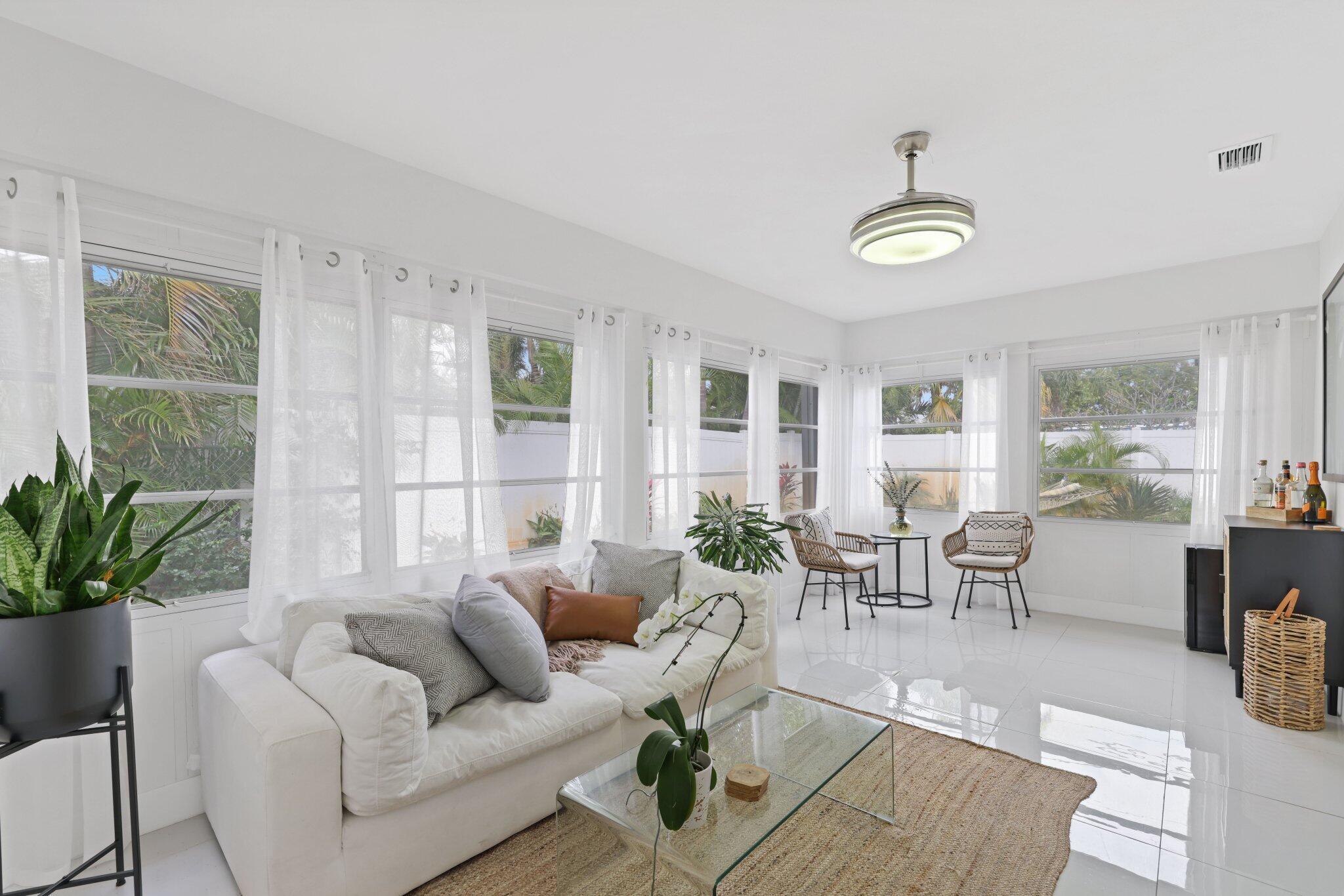 2099 NE 54th Court