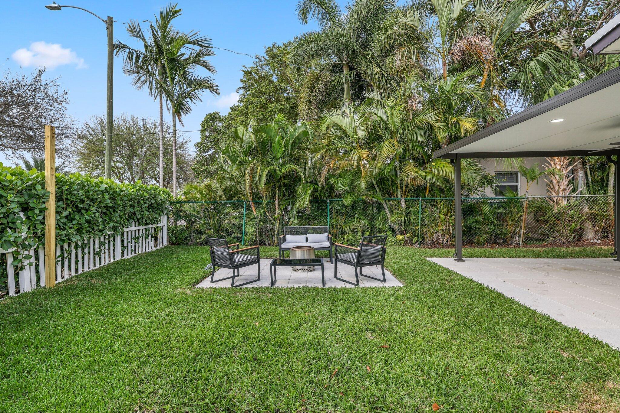 2099 NE 54th Court
