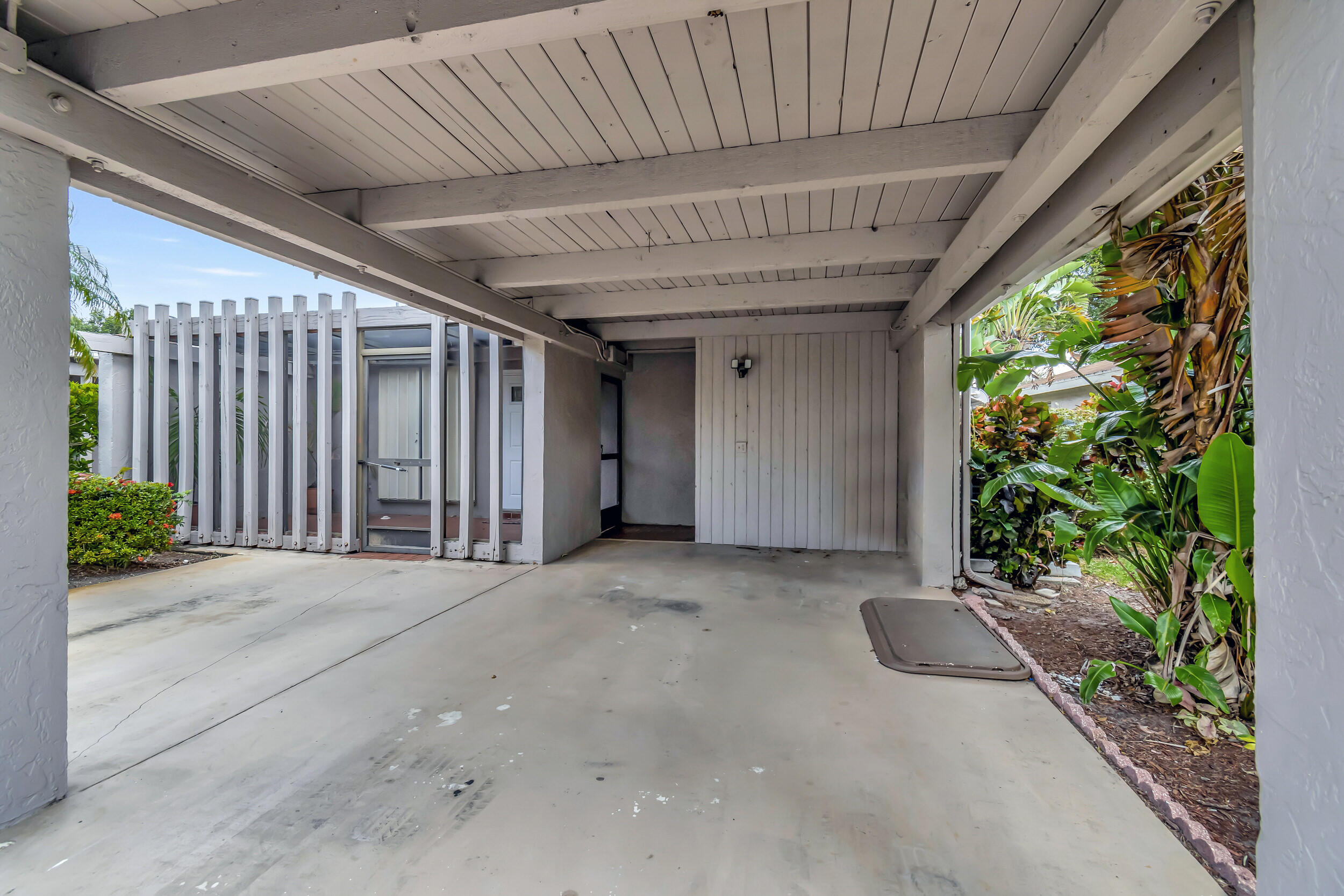 6854 Moonlit Drive