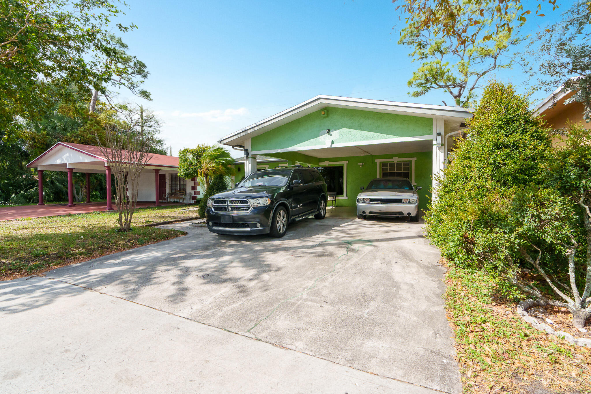 2839 NW 9th Court