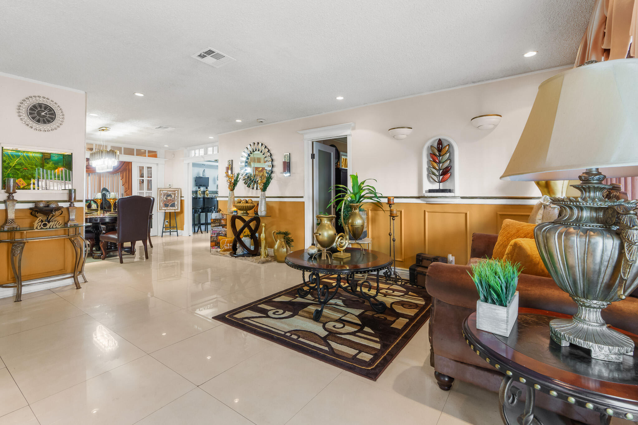 2839 NW 9th Court