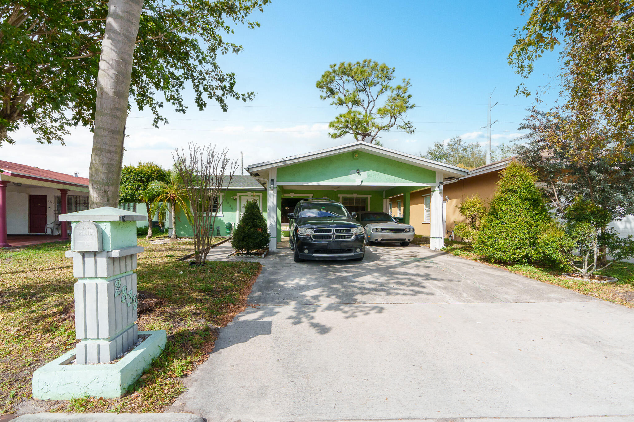 2839 NW 9th Court