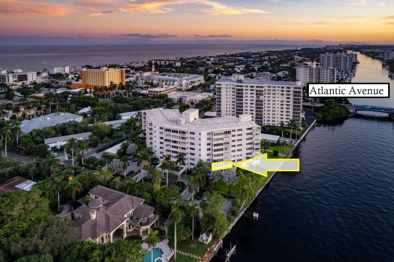 1000 Lowry Street 2b