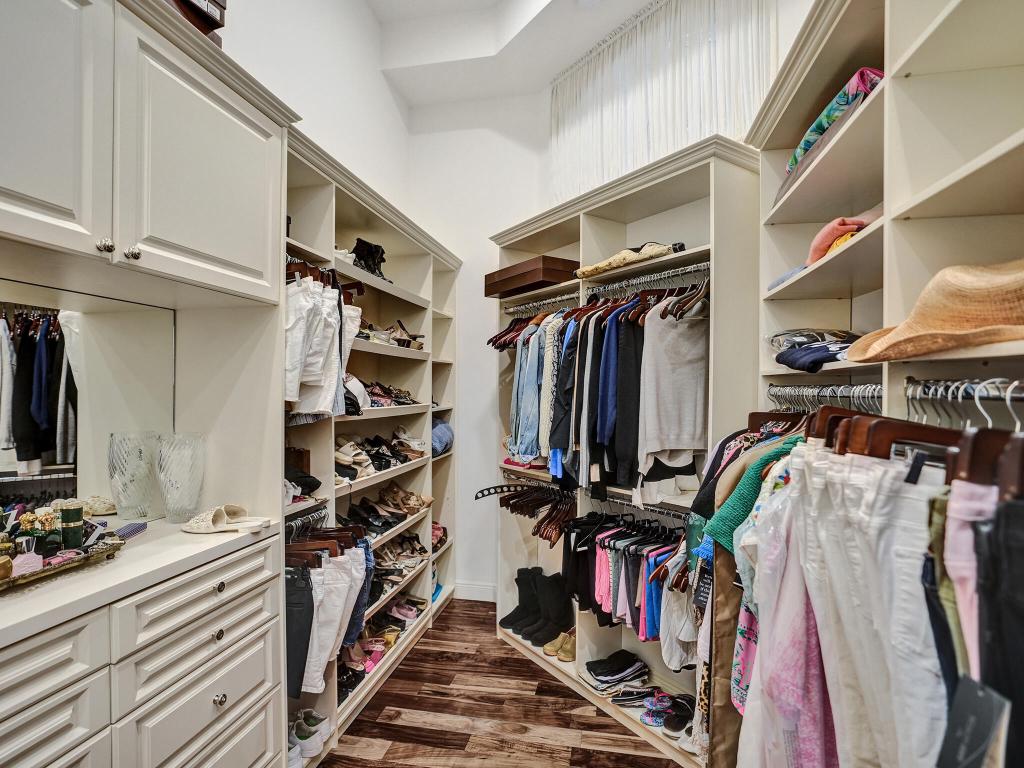 4323 Tranquility Drive