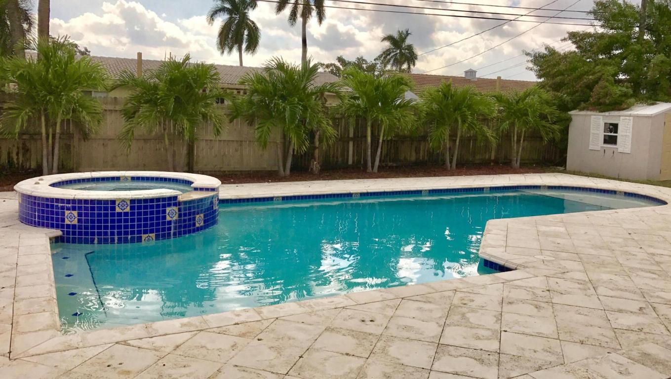 1070 SW 12th Street, Boca Raton