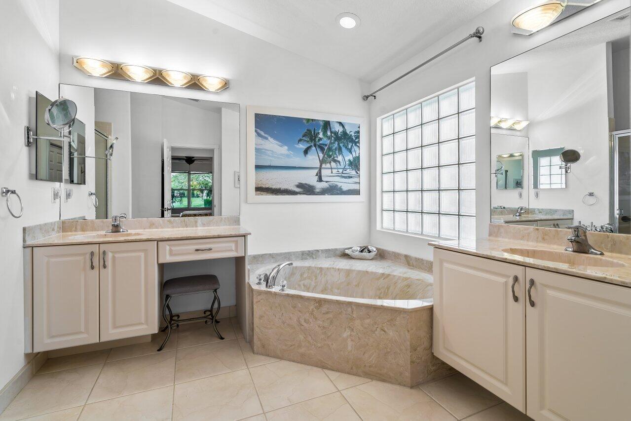 6586 Via Dante, Lake Worth