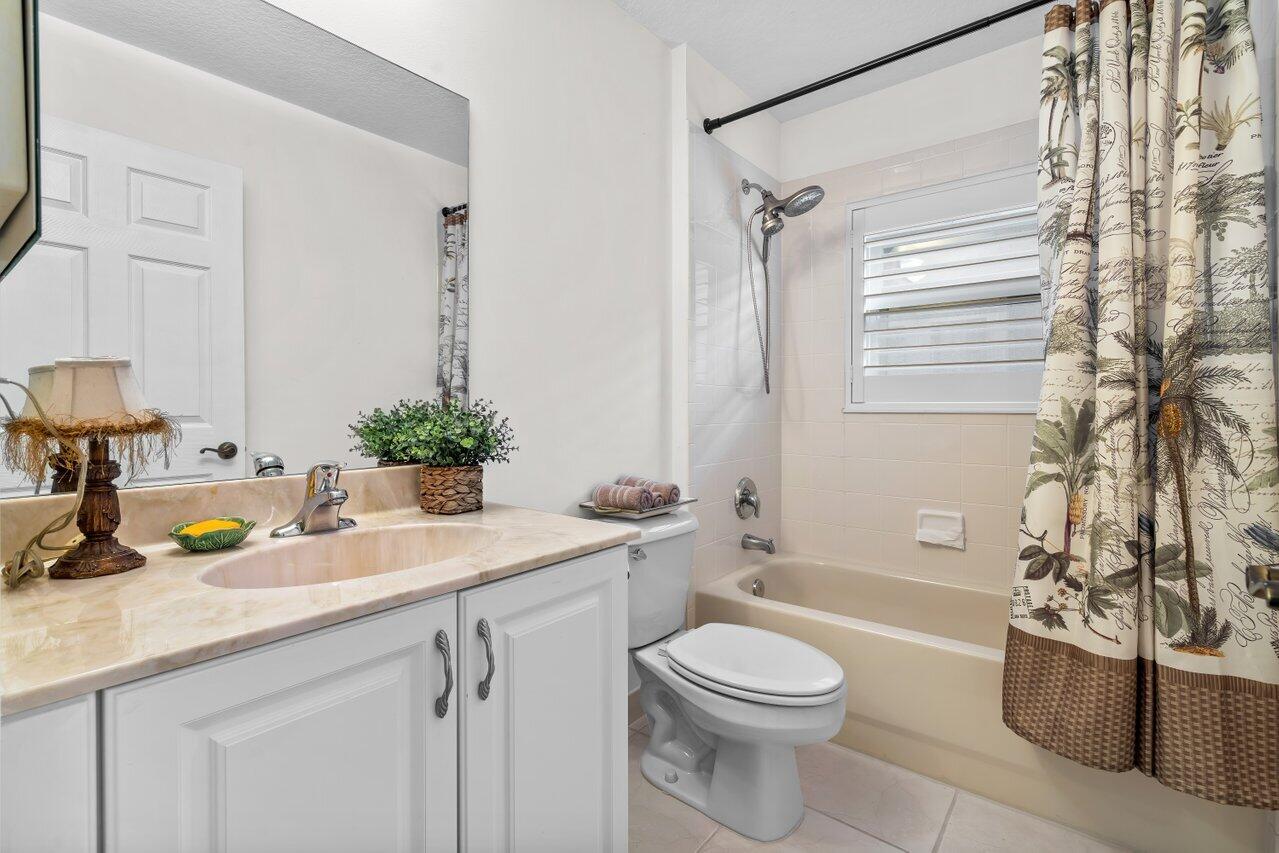 6586 Via Dante, Lake Worth