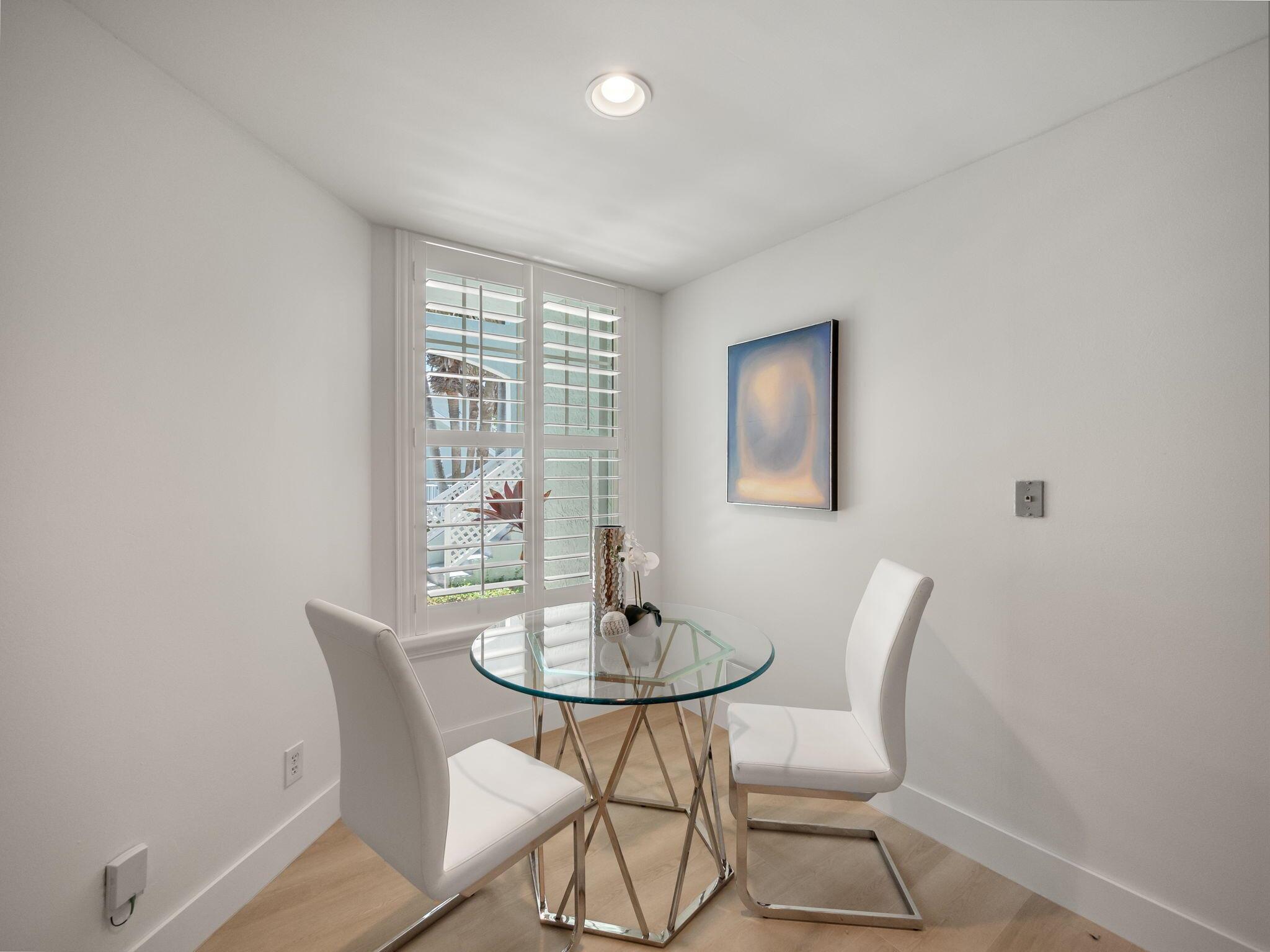 607 Mainsail Circle
