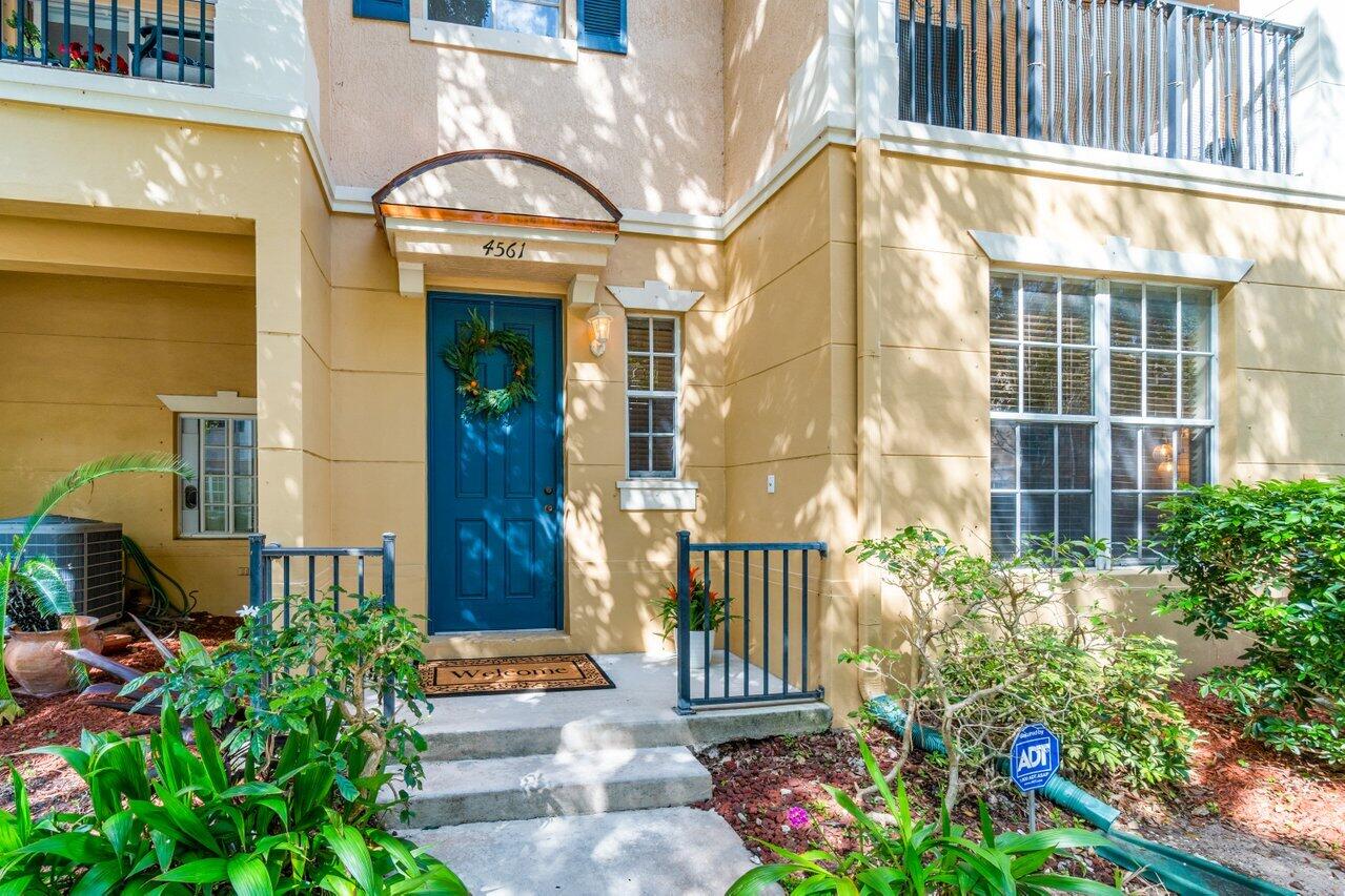 4561 Danson Way, Delray Beach