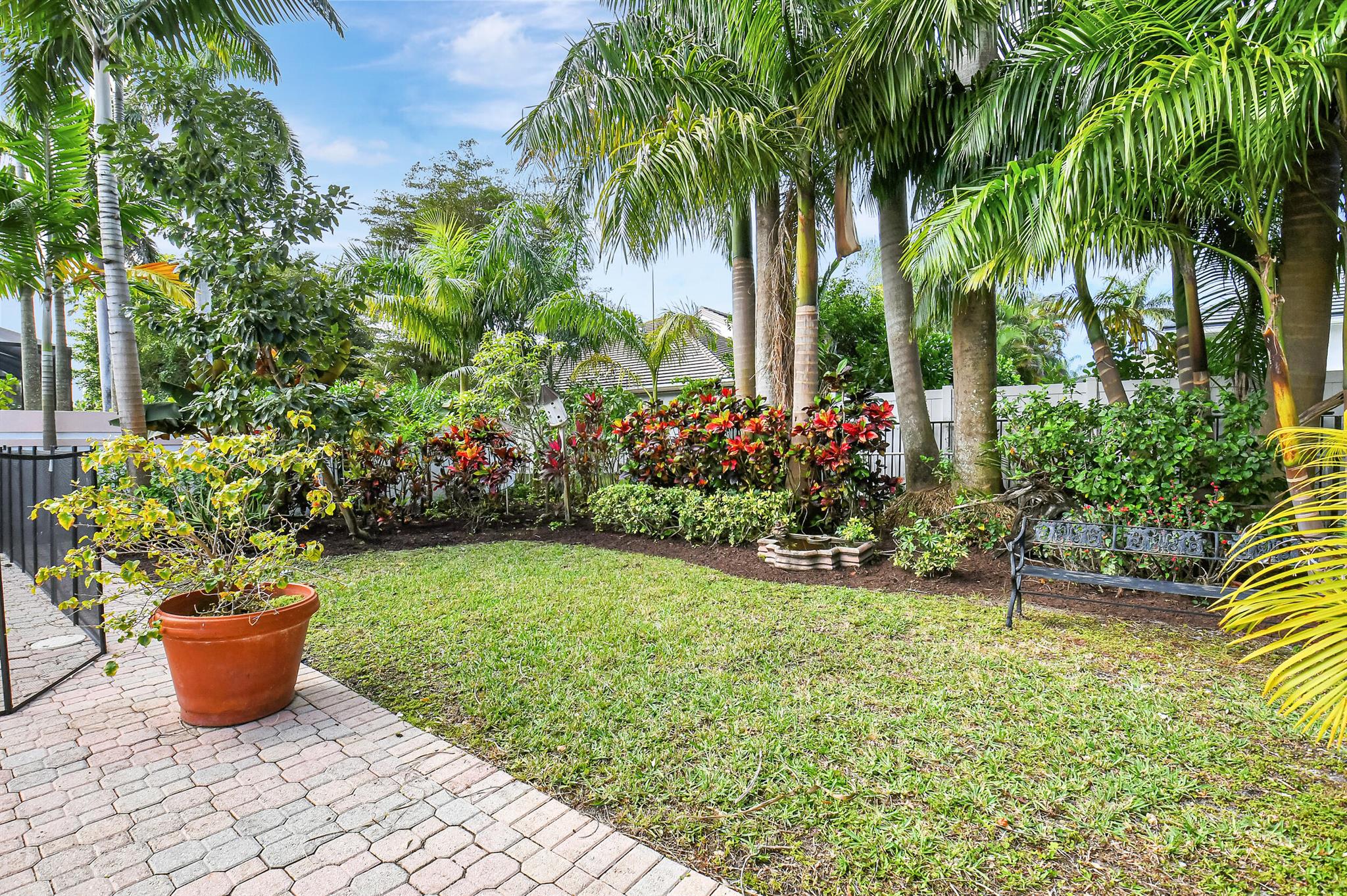 7190 Mallorca Crescent