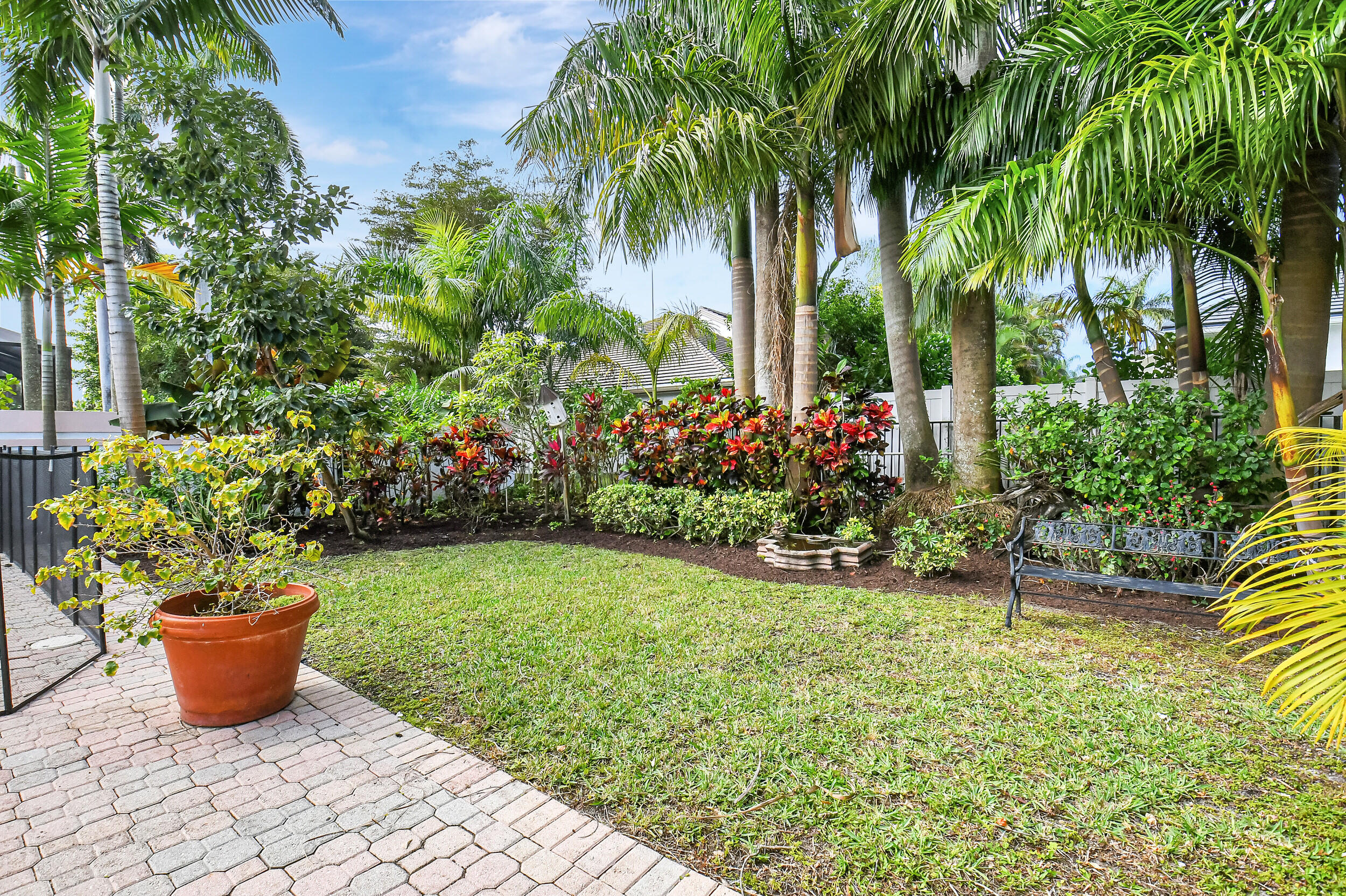 7190 Mallorca Crescent