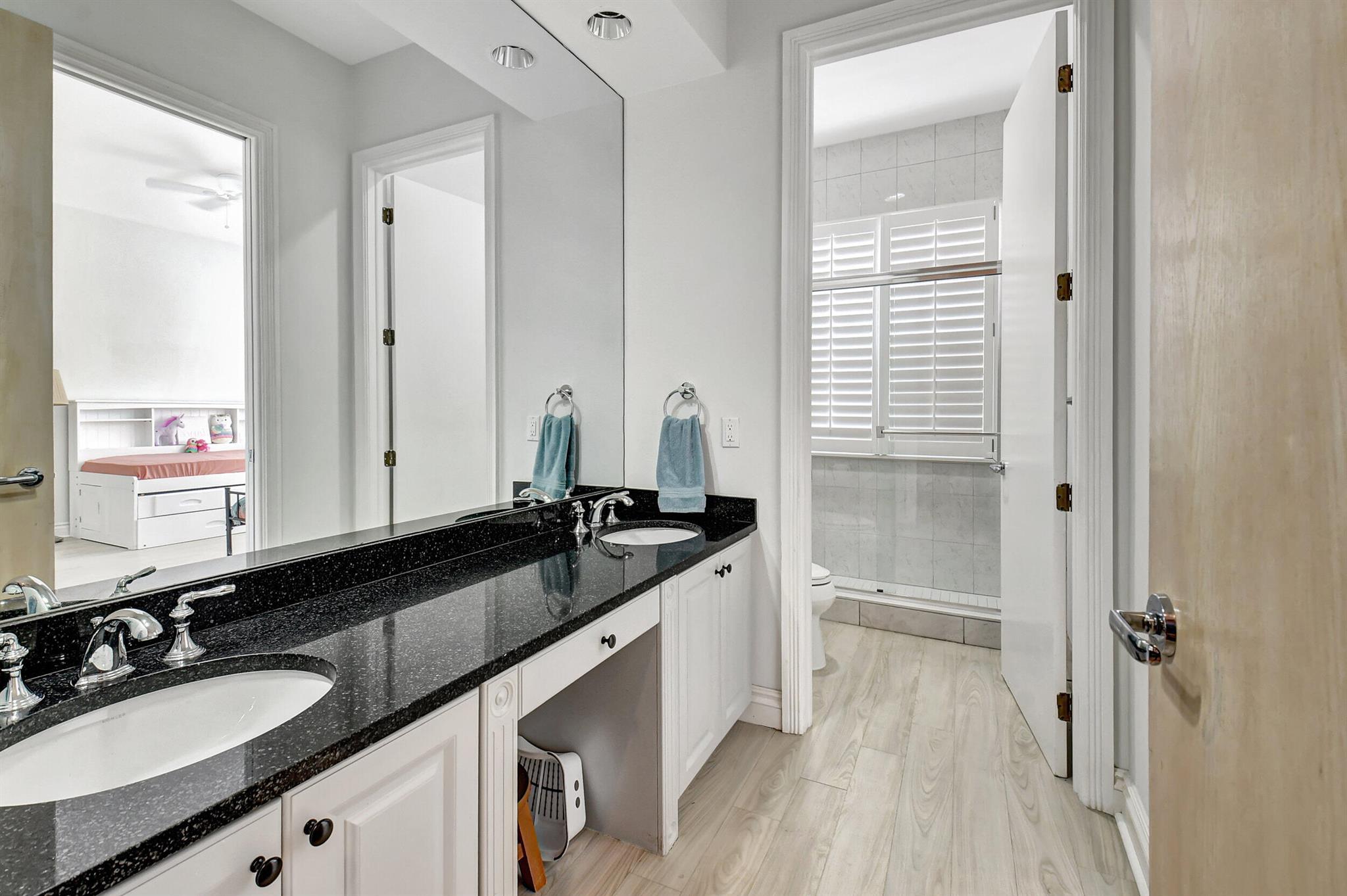 7190 Mallorca Crescent