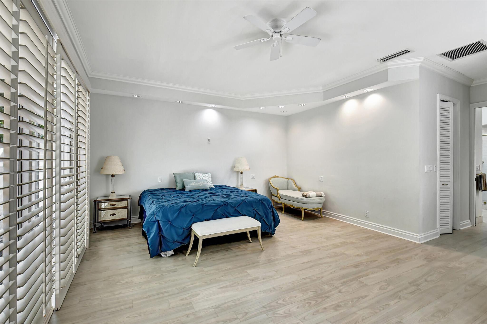 7190 Mallorca Crescent