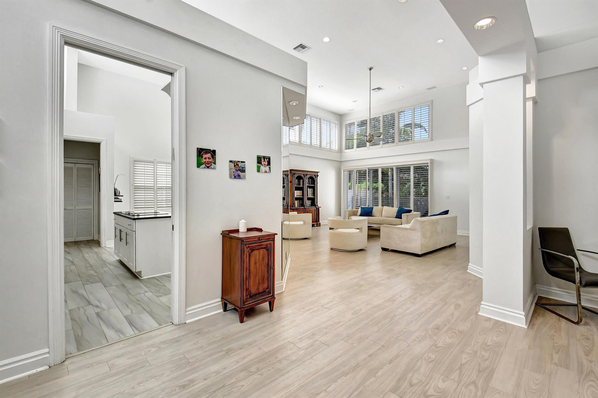 7190 Mallorca Crescent