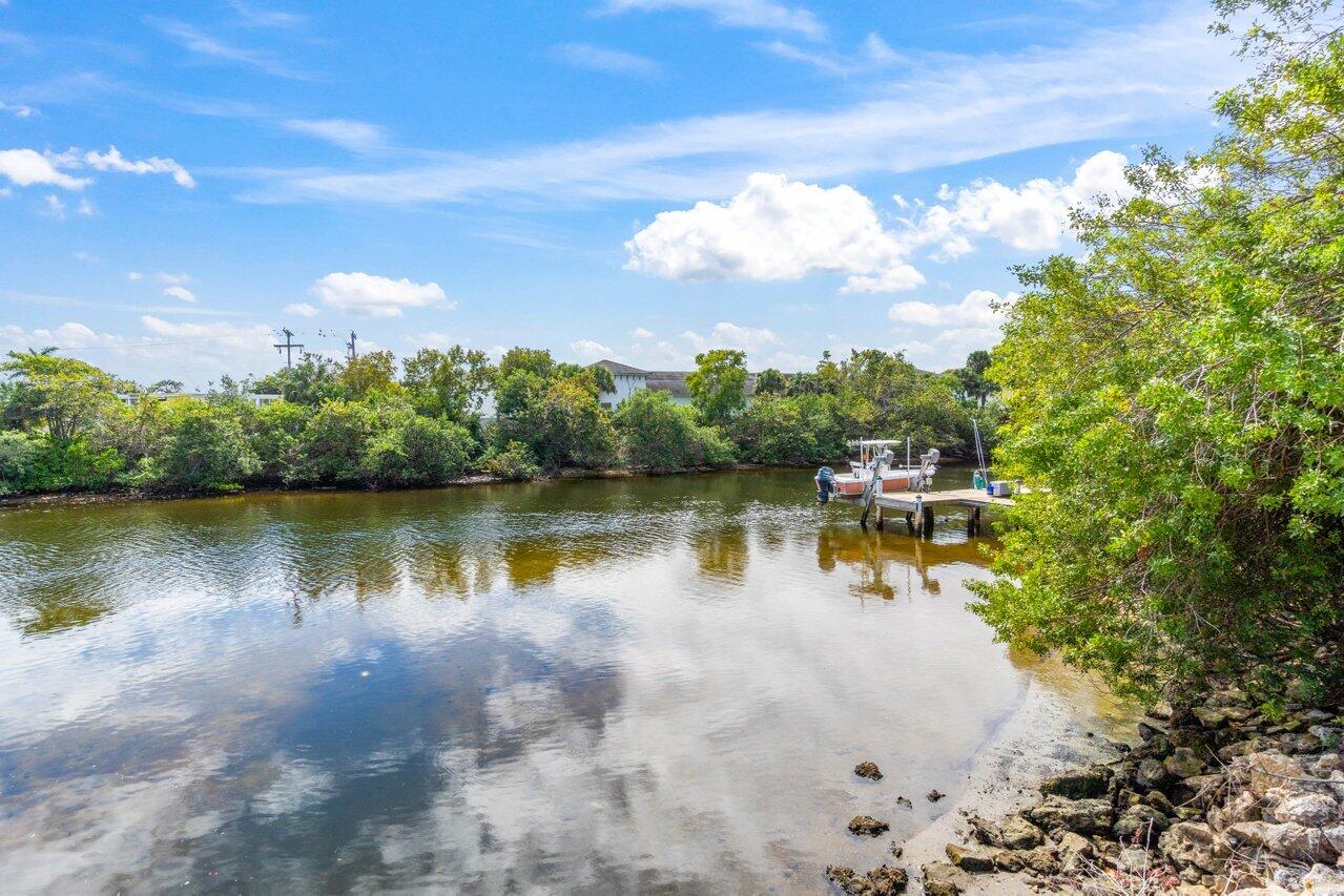 405 Us Highway 1, 203, North Palm Beach Unit: 203