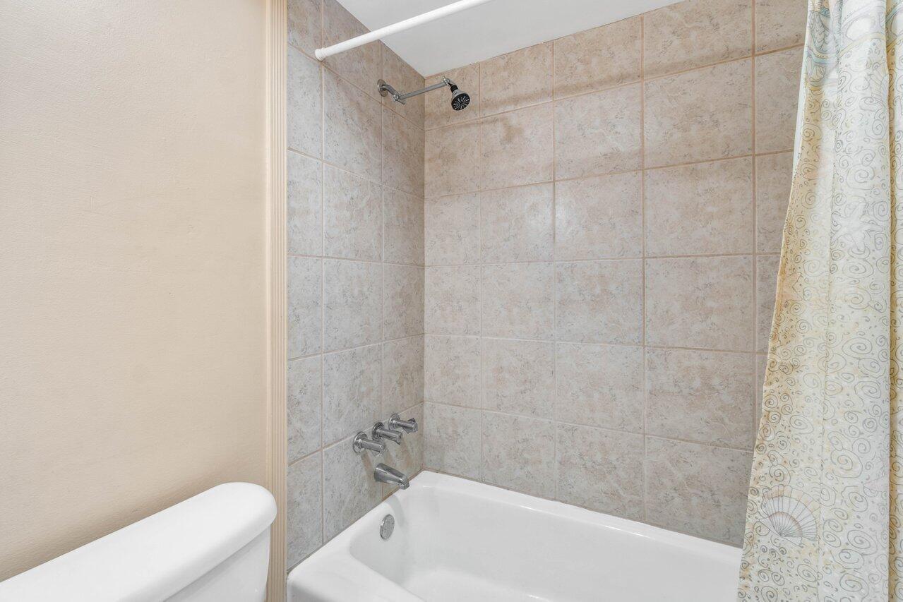 405 Us Highway 1, 203, North Palm Beach Unit: 203