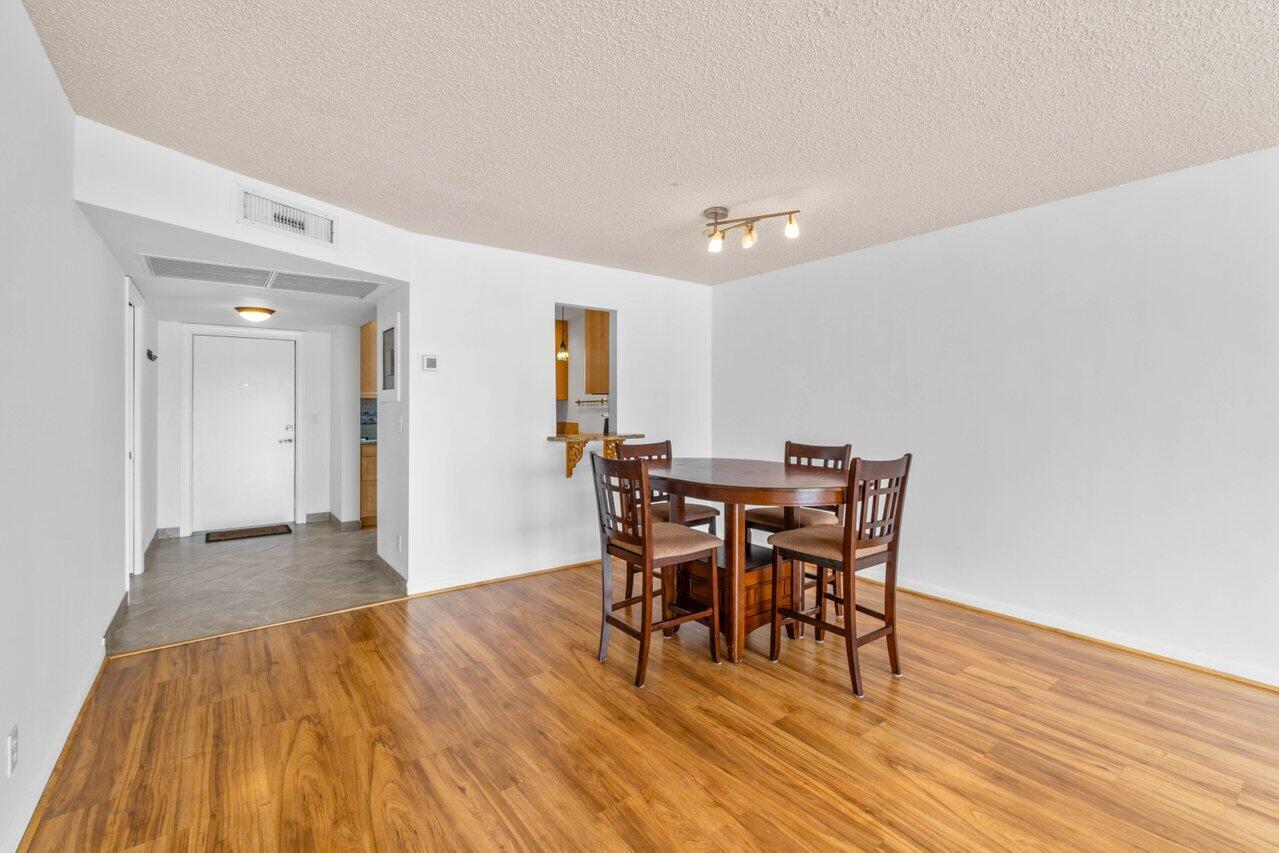 405 Us Highway 1, 203, North Palm Beach Unit: 203