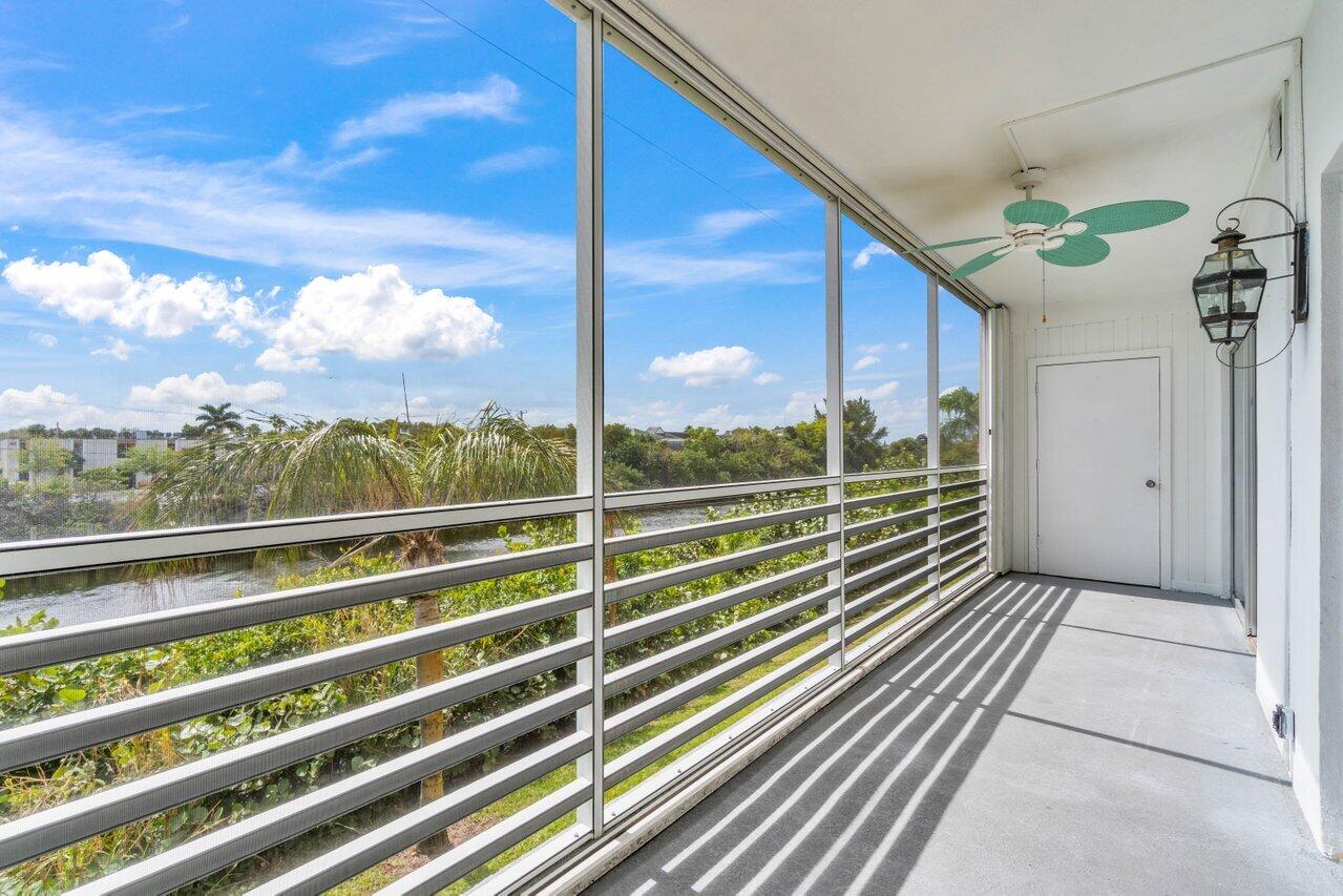 405 Us Highway 1, 203, North Palm Beach Unit: 203