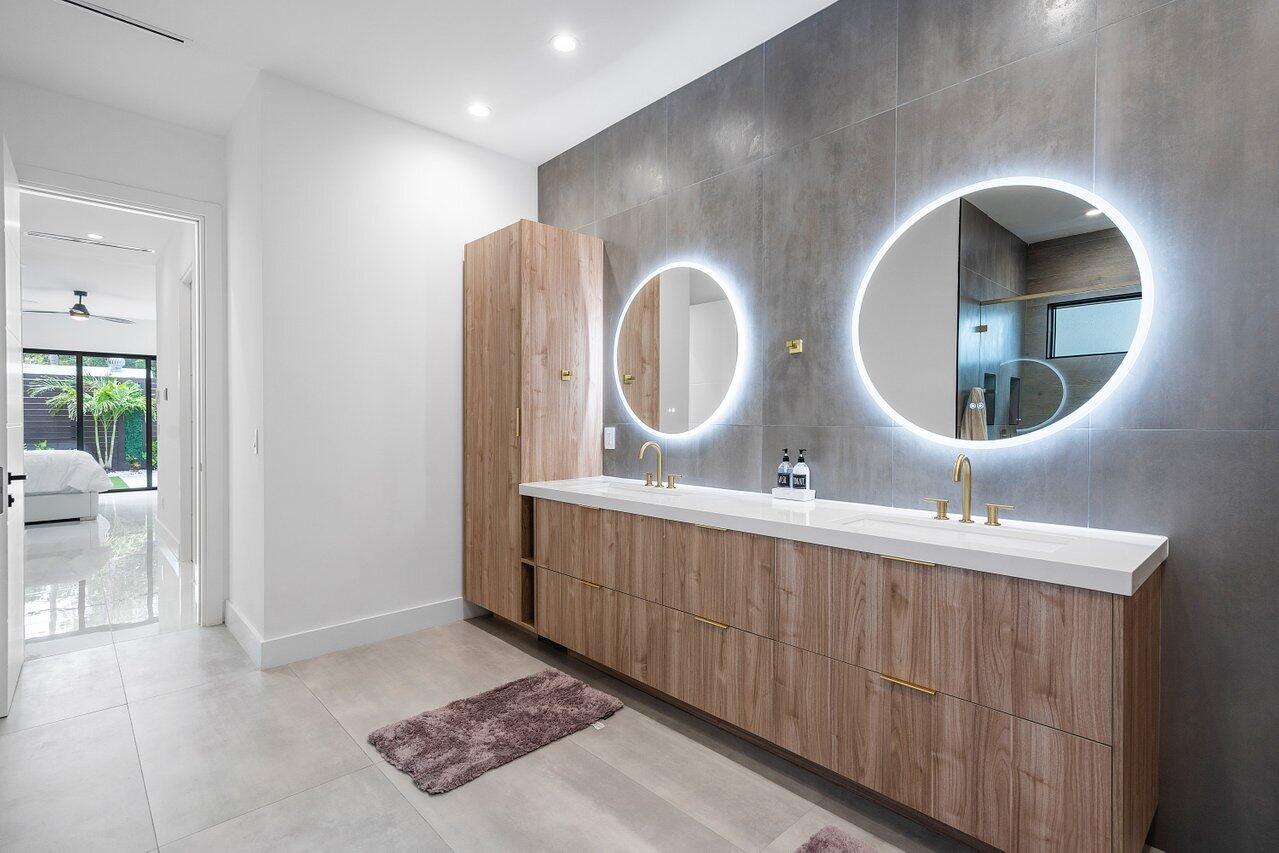 713 SE 7th Street, Fort Lauderdale