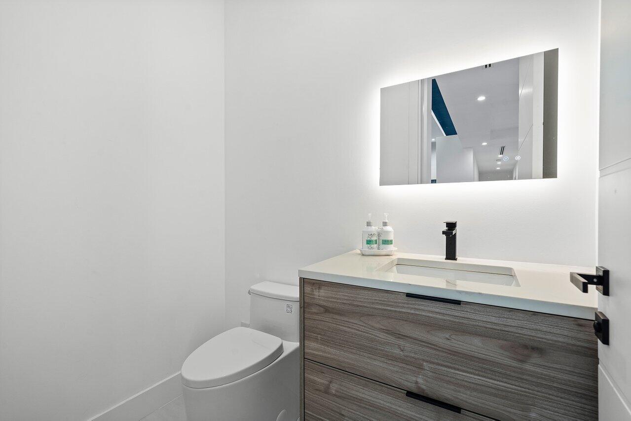 713 SE 7th Street, Fort Lauderdale