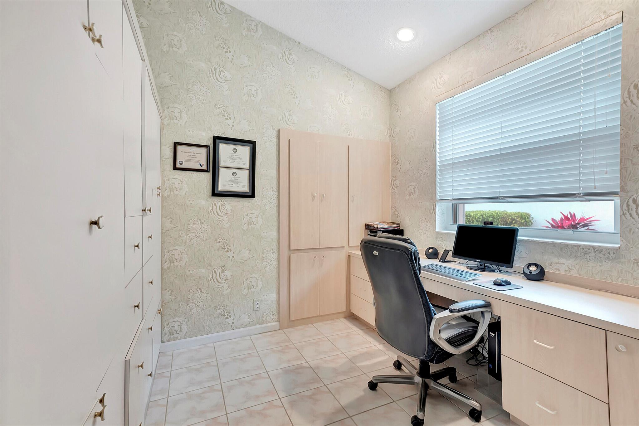 8324 Horseshoe Bay Road Road