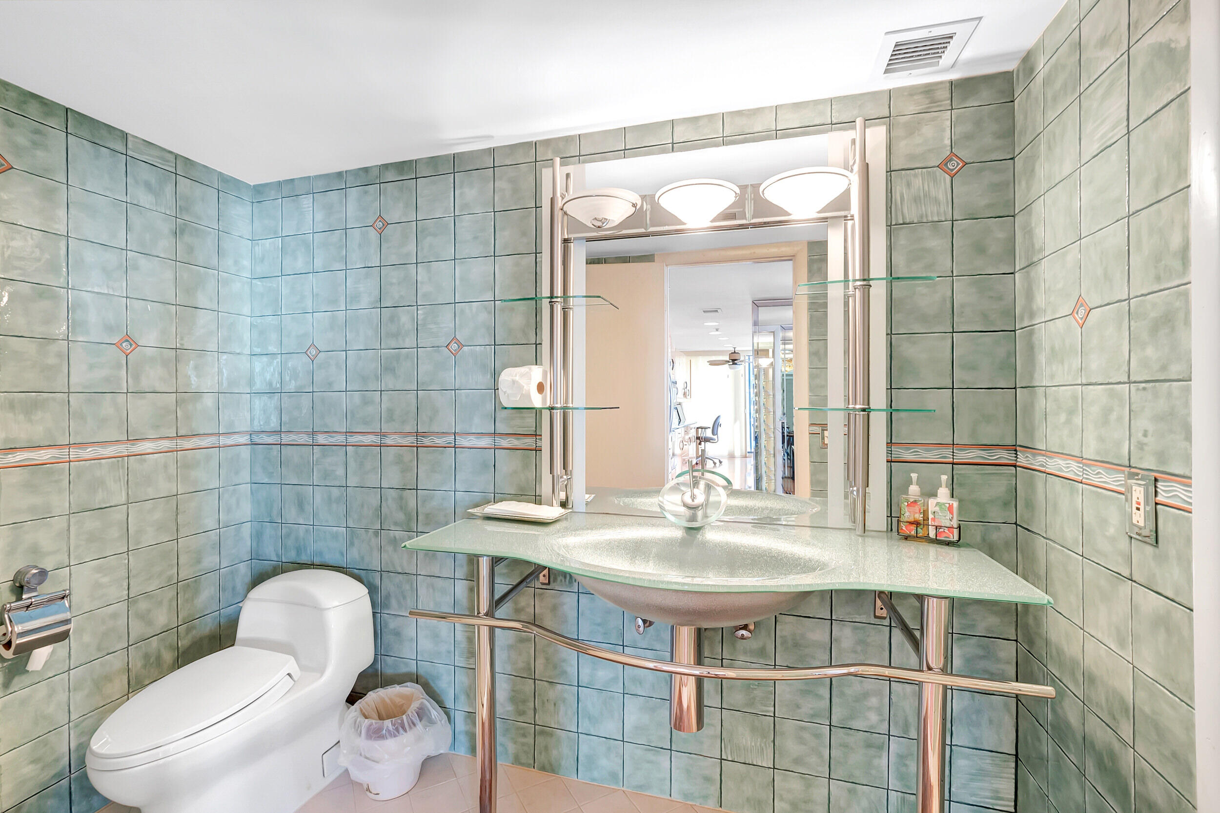 2003 N Ocean Boulevard 1201, Boca Raton Unit: 1201