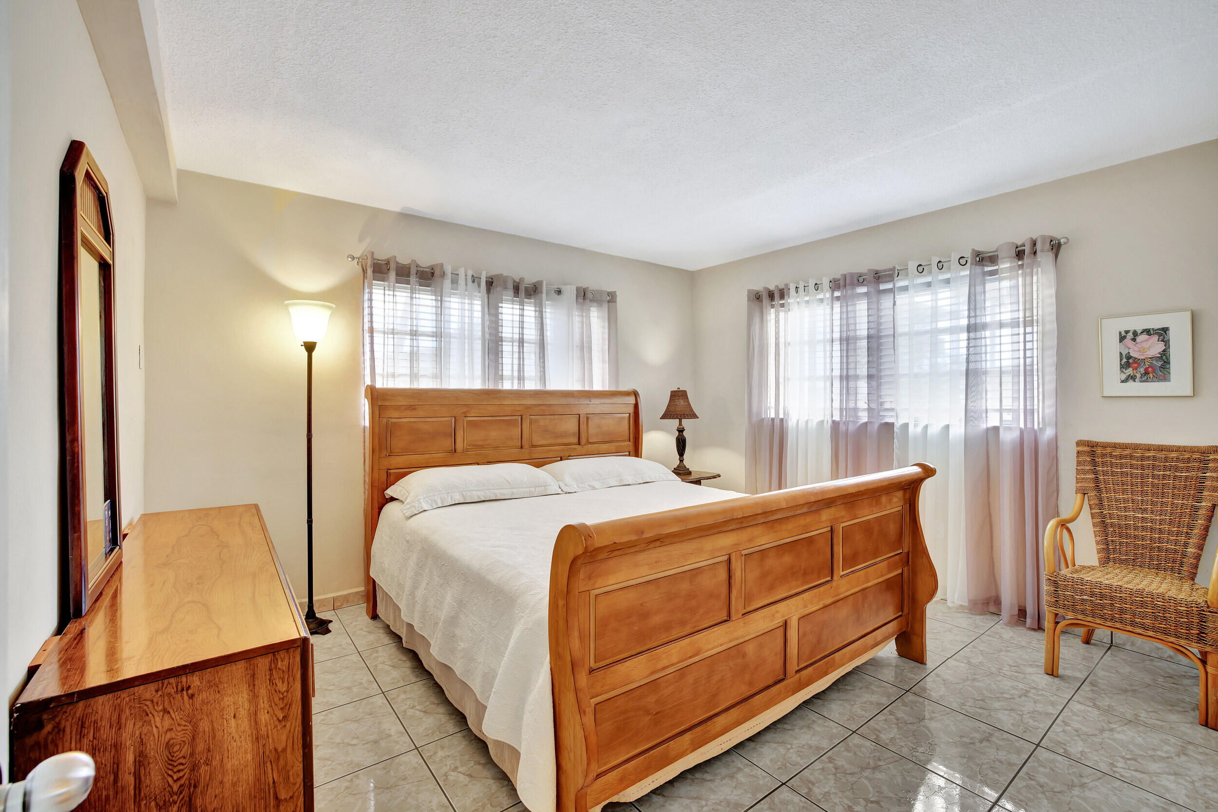 17090 NE 14th Avenue 101, North Miami Beach Unit: 101