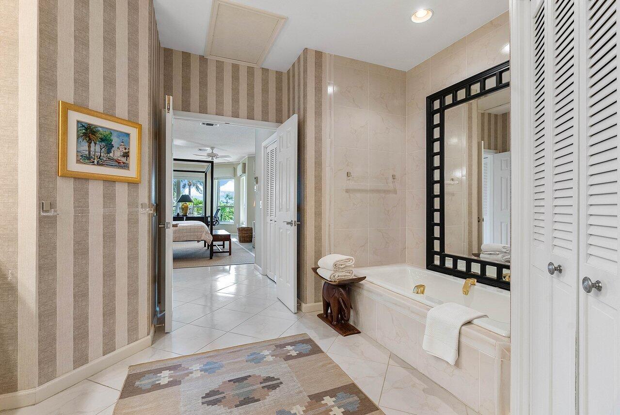 196 Orange Tree Drive, Atlantis