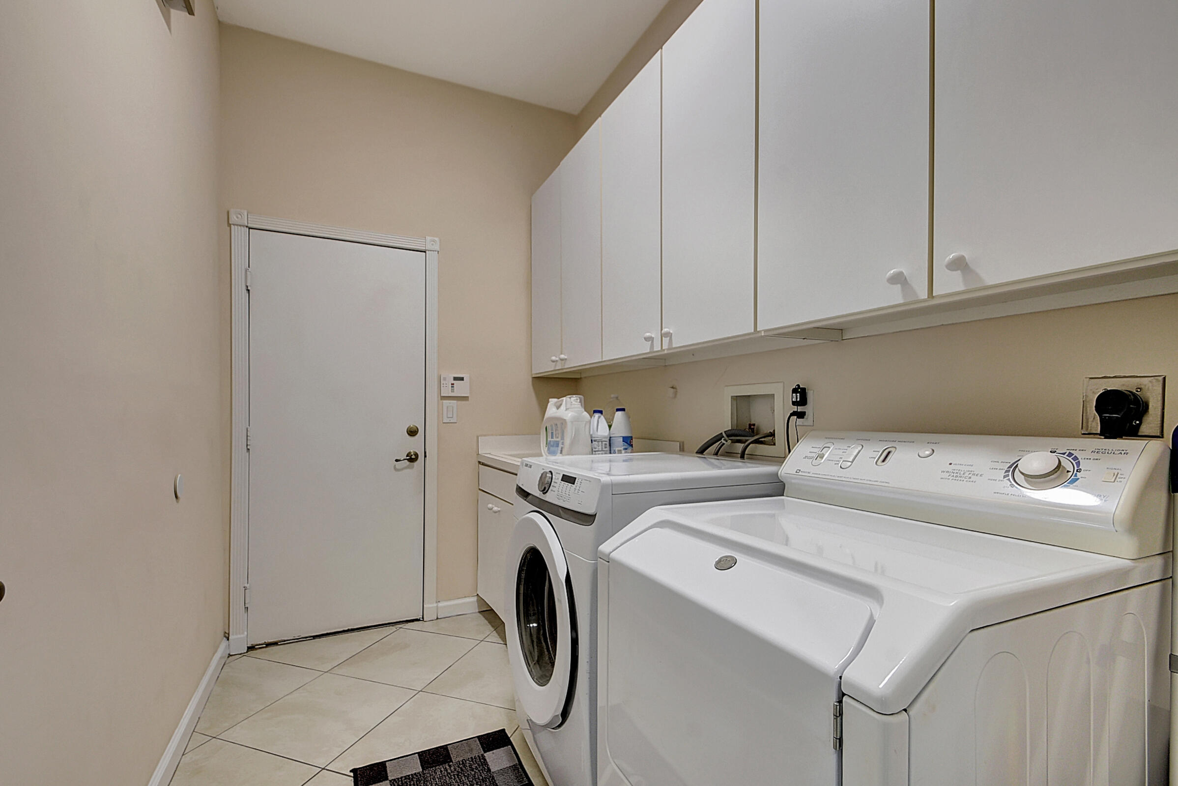 6530 Jog Estates Lane, Boynton Beach