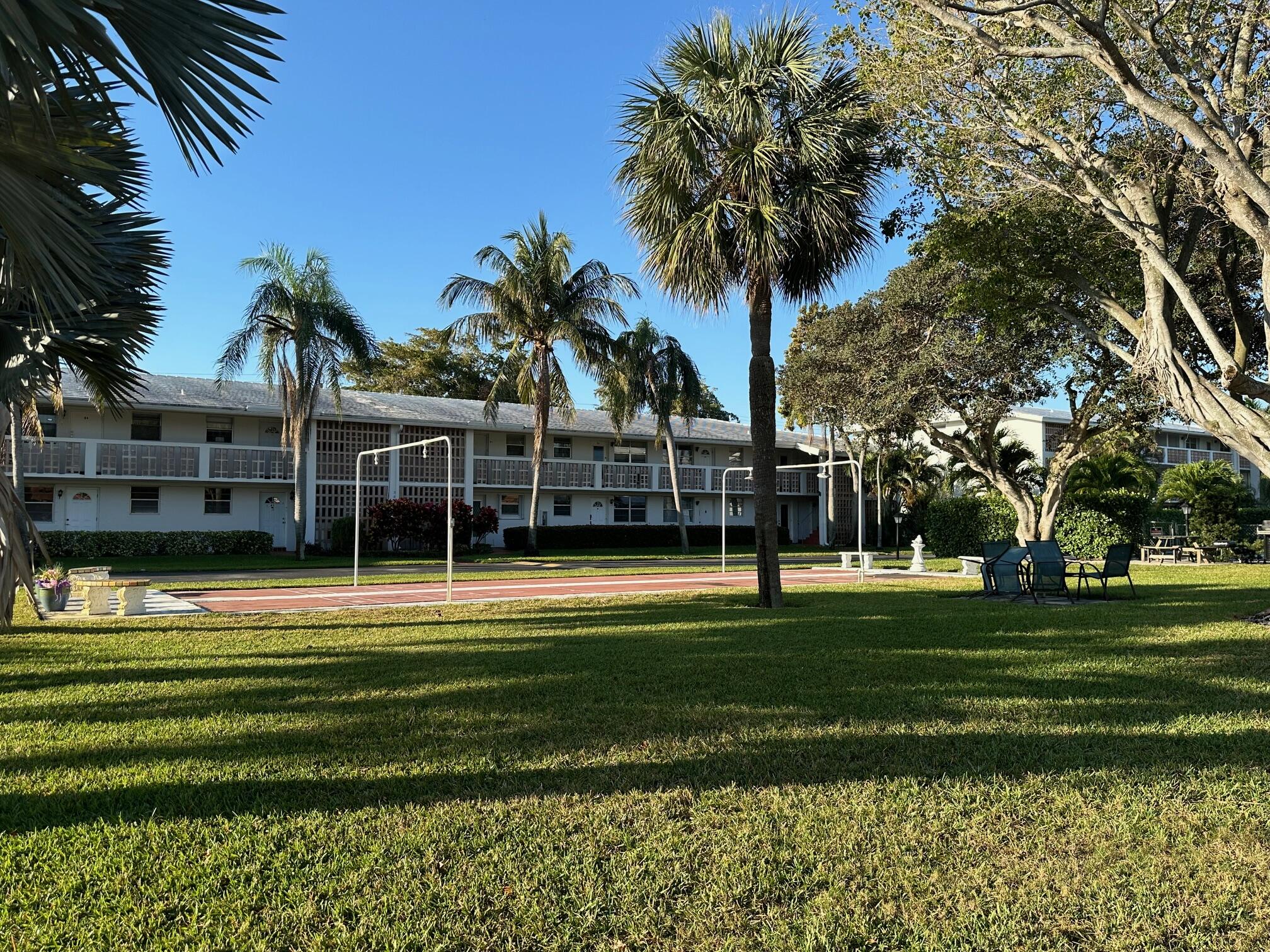 35 SE 13th Street, B5, Boca Raton Unit: B5