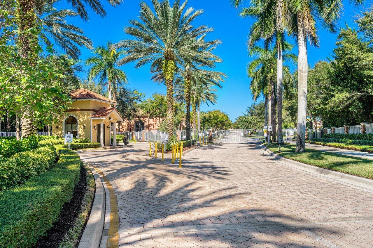 5073 Greenwich Preserve Court, Boynton Beach