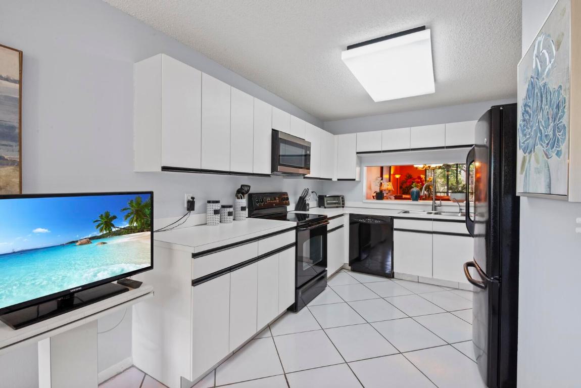 4725 Lucerne Lakes Boulevard 201, Lake Worth Unit: 201